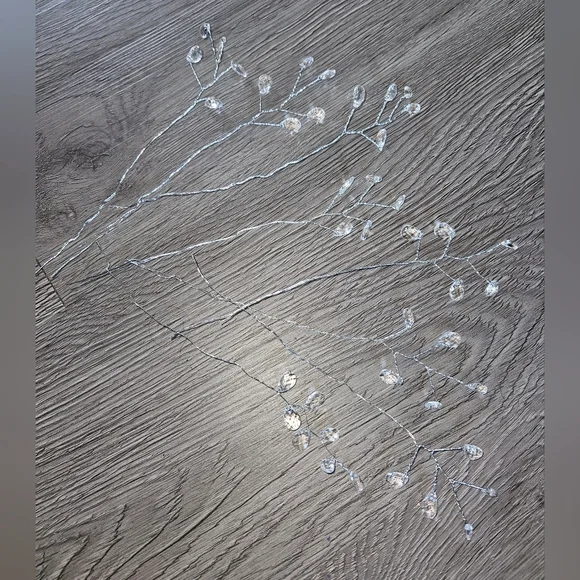 Artificial Roses - Picture 7 of 8